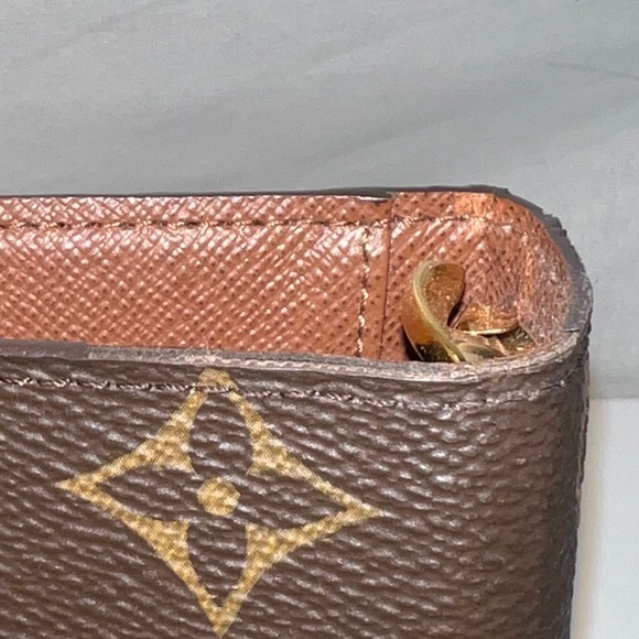 Louis Vuitton - Size MM Ring Agenda Hot Stamped with Gift Set/Old Packaging EUC - Picture 14 of 16